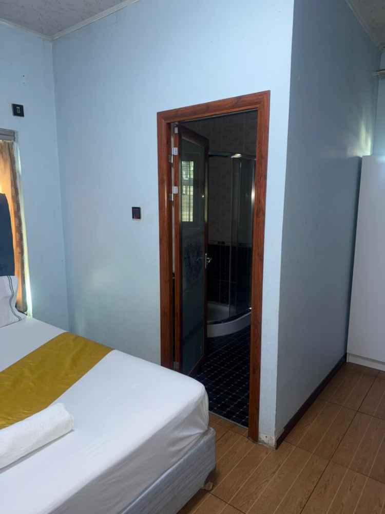 White City Inn Guesthouse product image
